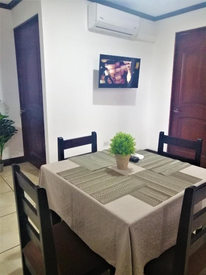 Kubo Apartment Private 2 Bedrooms 5 Mins Sjo Airport With Ac Alajuela Exterior photo